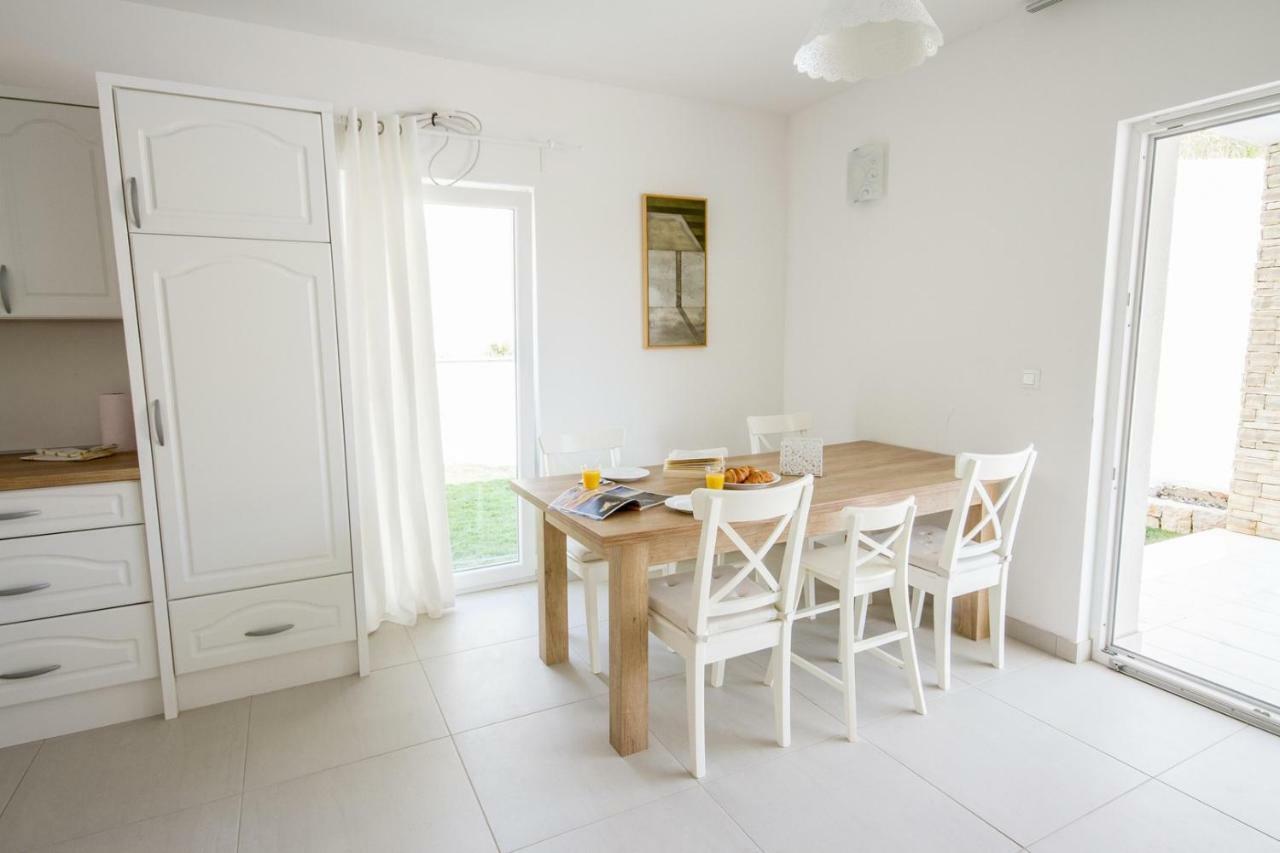 Villa House Sunny Rock Baska Habitación foto